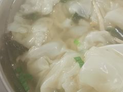 -小董骨汤馄饨店(通扬路店)