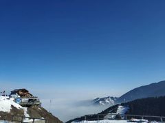 -丝绸之路山地度假区滑雪场