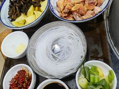 -炮爷东北铁锅炖(棠安路店)