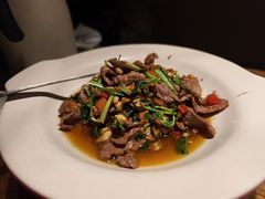-爱碗亭·鲜炒湖南菜(壹城中心店)