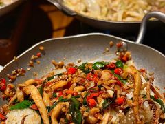 -老湘村·湖南土菜(天河维多利店)