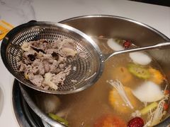 -犇鼎牛潮汕牛肉火锅(新辰里学清路店)