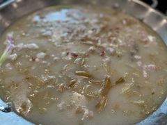 -老来福·非遗酸汤兔(凯旋路店)