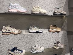 -SALOMON萨洛蒙(北京王府中环店)