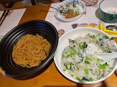 特色葱油拌面-南小馆(迪士尼小镇店)