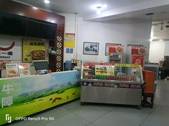 -牛一嘴·兰州牛肉面·大盘鸡(财富中心店)