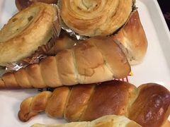 咖喱肠面包-新侨三宝乐面包店(崇文门店)