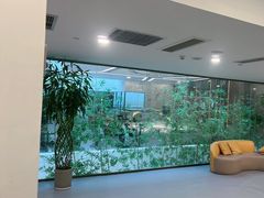 -英派斯健身旗舰店(海信国际中心馆)