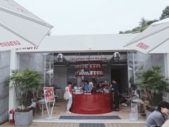 -UNI UNI(环亚凯瑟琳店)