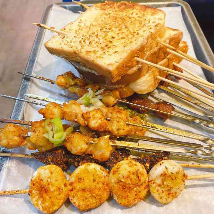 头牌·鹤岗小串(万达店)-"每隔一段时间必来打卡的鹤岗小串!烤.