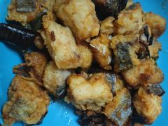 -雪野鱼头大王邢府公老店(雪野湖店)