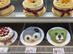 -花花卷卷·鲜食蛋糕(静安久光百货店)