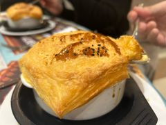 -金马门国际美食百汇(珞喻路店)