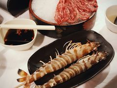 -鲜入围煮花胶鸡海鲜火锅