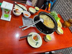 -菌之家·专业纯野生菌火锅·特色炒菌