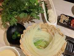 -狐狸爱上椰子鸡(滨江星光大道店)