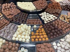 -Laderach 莱德拉(上海环贸iapm店)