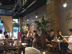 大堂-白玉·朝鲜族烤串(南山店)