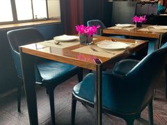 -YUE·6·西式融合餐厅(外滩六号店)