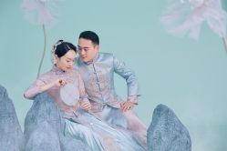 点击看大图 -挪娅婚纱摄影皇家会所