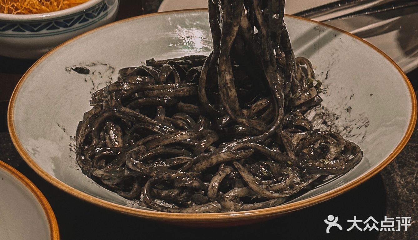 广州｜吃了6年的简餐店出流心布拉塔芝士啦🥳