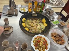 -粘豆包柴火铁锅炖