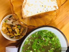 -陈掌柜澄城水盆羊肉(钟楼店)