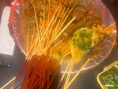-何师烧烤Pro ·江湖川菜·小龙虾·精酿啤酒(太古里旗舰店)