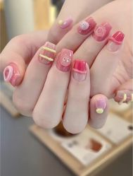 -桃色美甲沙龙