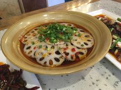 -兔行天下-鸿鹤鲜锅兔(中海国际店)