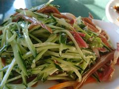 拌猪耳丝-李连贵酒家熏肉大饼(昆明街店)