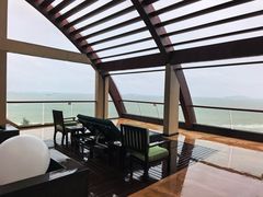 -三亚湾海居铂尔曼度假酒店