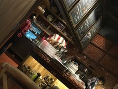 -玛格萝妮(汇智国际商业中心店)