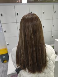 -镁连社·美联社