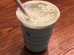 -星巴克(上海虹桥新天地二店)