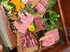 -山川小町·极番烧肉(新地假日广场店)