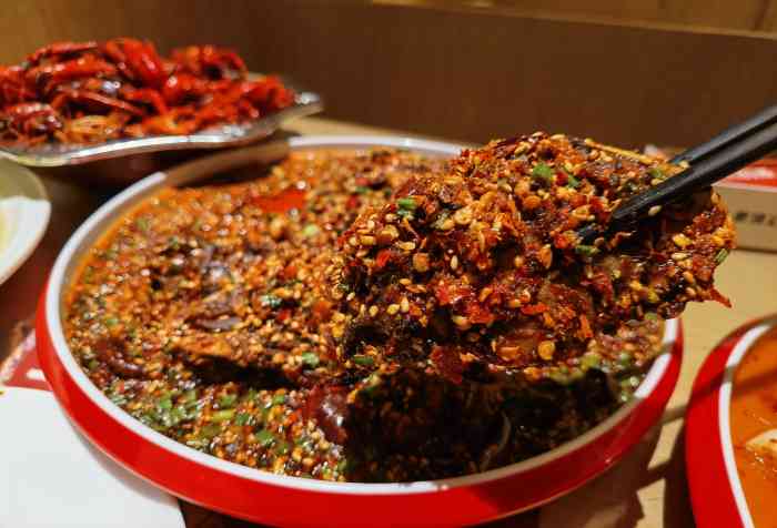 豪侠汇食集·威远三毛兔头(春熙路店)-"威远生意超好的三毛鱼庄终于