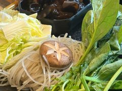 -一席地·本地鸡窝·杭帮鸡火锅(萧山银隆百货店)