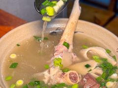 -小辫子羊肉面馆(周东店)