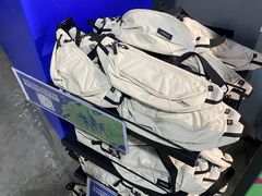 -迪卡侬(大英山店)