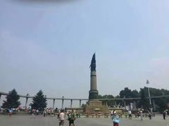 -人民防洪胜利纪念塔