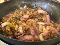 -胡须佬鸡煲四季火锅店(石厦西村直营店)