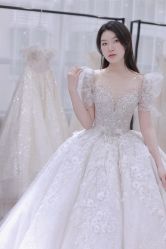-莫小姐婚纱