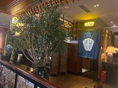 -八府香鸭·啫啫煲(华山路店)