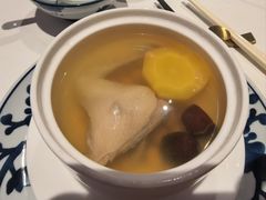 -侨美食家·40年地道粤菜(珠江新城店)
