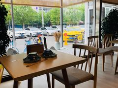 靠窗位-黄金粥港式·早晚茶(海阳路店)