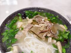 -点蹄擂椒猪脚饭(天虹汇一城店)