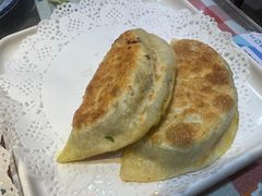 韭菜盒子-东北哈尔滨酱骨头馆房掌柜铁锅炖