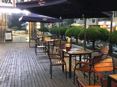 露天位-皇后餐厅-煲仔·小菜·打边炉(古北店)