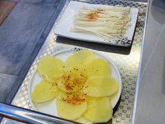 -盛辛巴·东北炭火烤肉(托乐嘉店)